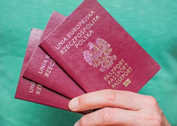 Paszport dla dziecka online - jak złożyć wniosek